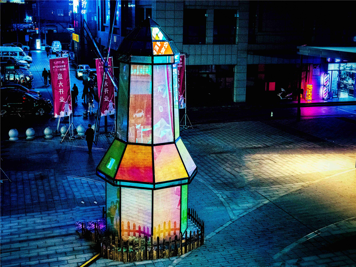 西安荣民时代广场 | 夜空彩虹